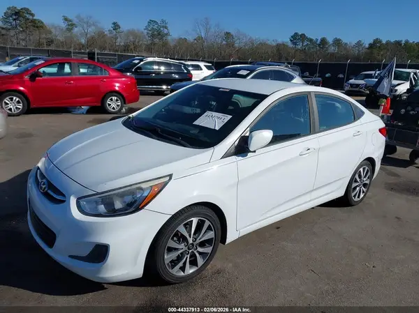 KMHCT4AE4HU276980 2017 HYUNDAI ACCENT - Image 2