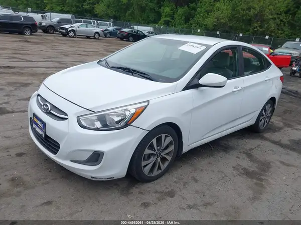 KMHCT4AE4HU284464 2017 HYUNDAI ACCENT - Image 2