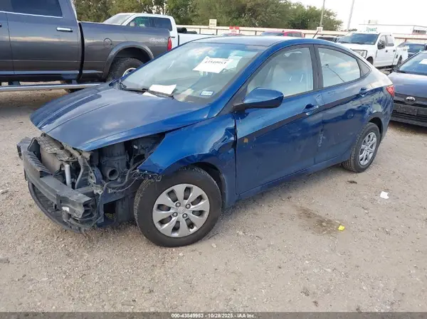 KMHCT4AE4HU306799 2017 HYUNDAI ACCENT - Image 2