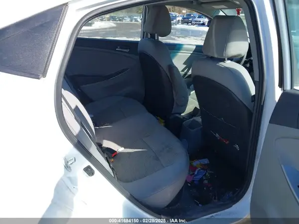 KMHCT4AE4HU317382 2017 HYUNDAI ACCENT - Image 8