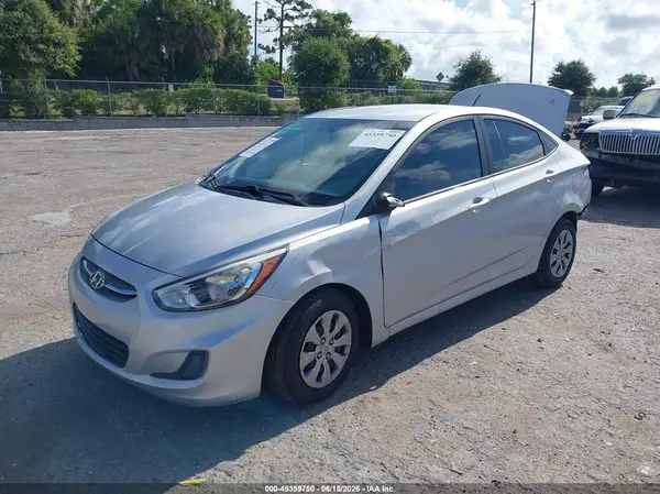 KMHCT4AE4HU320623 2017 HYUNDAI ACCENT - Image 2