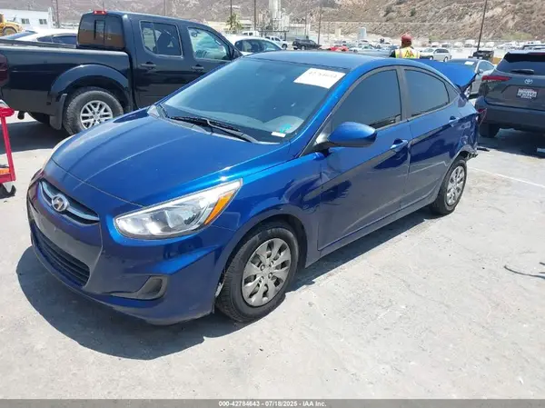 KMHCT4AE4HU332528 2017 HYUNDAI ACCENT - Image 2