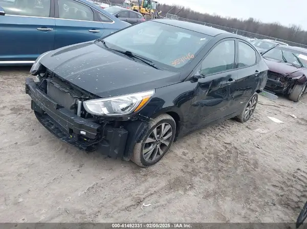 KMHCT4AE4HU359146 2017 HYUNDAI ACCENT - Image 2