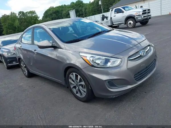 KMHCT4AE4HU359289 2017 HYUNDAI ACCENT - Image 1