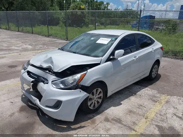 KMHCT4AE4HU362337 2017 HYUNDAI ACCENT - Image 2