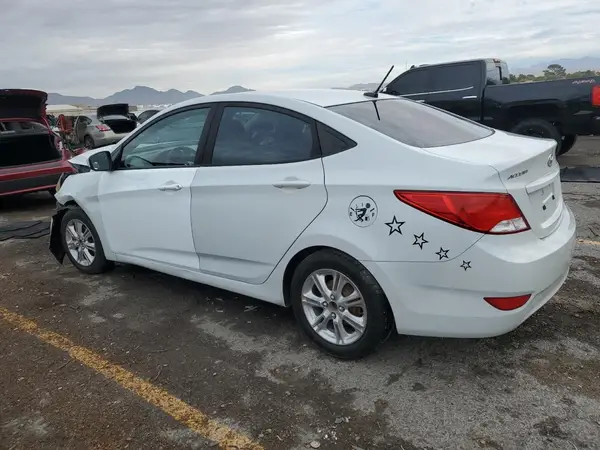 KMHCT4AE4HU362516 2017 HYUNDAI ACCENT - Image 2