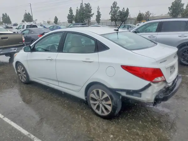 KMHCT4AE4HU363293 2017 HYUNDAI ACCENT - Image 2