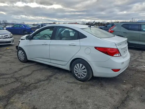 KMHCT4AE4HU366615 2017 HYUNDAI ACCENT - Image 2