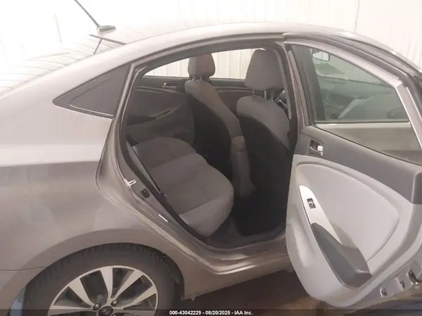 KMHCT4AE4HU376125 2017 HYUNDAI ACCENT - Image 8