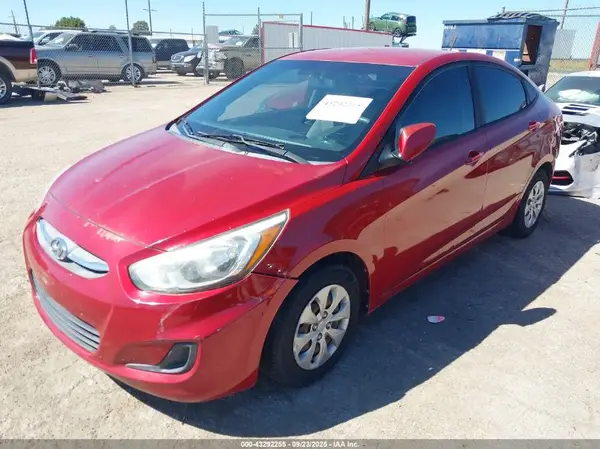 KMHCT4AE4HU394530 2017 HYUNDAI ACCENT - Image 2