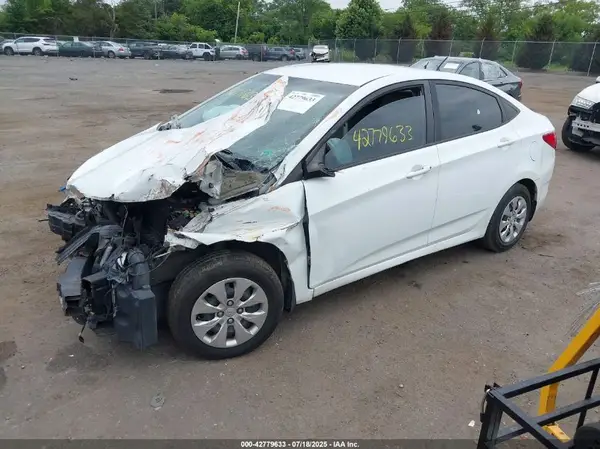 KMHCT4AE5GU022967 2016 HYUNDAI ACCENT - Image 2