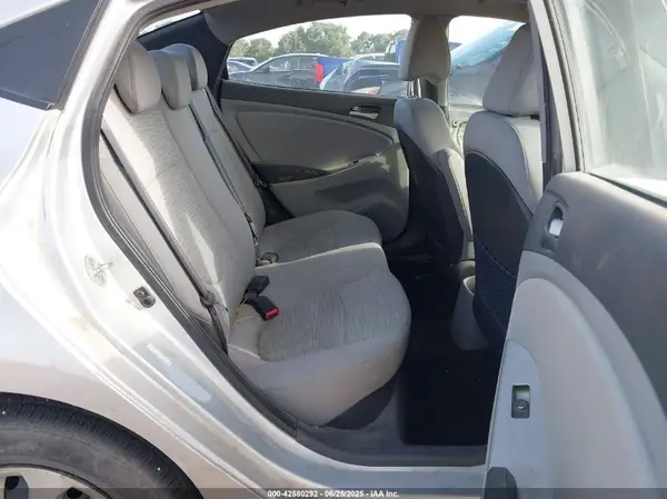 KMHCT4AE5GU057413 2016 HYUNDAI ACCENT - Image 8