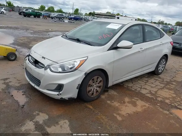 KMHCT4AE5GU071876 2016 HYUNDAI ACCENT - Image 2
