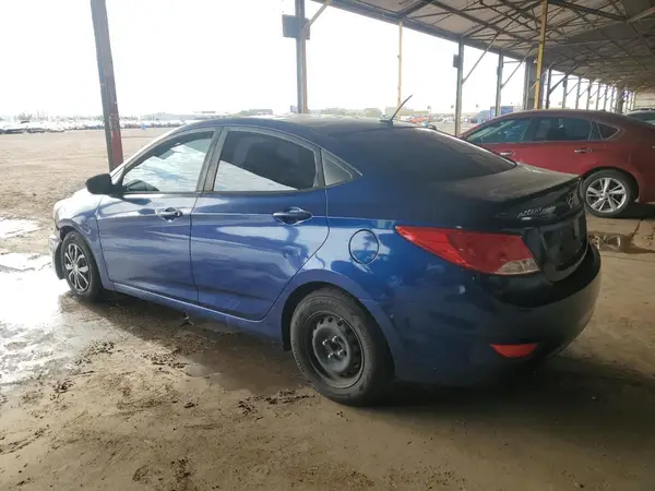 KMHCT4AE5GU076530 2016 HYUNDAI ACCENT - Image 2