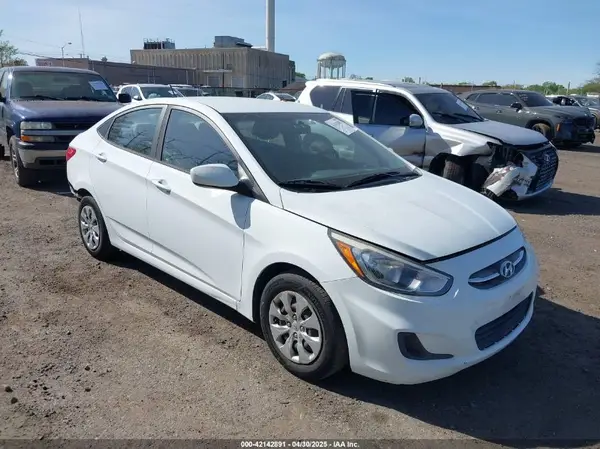 KMHCT4AE5GU107615 2016 HYUNDAI ACCENT - Image 1