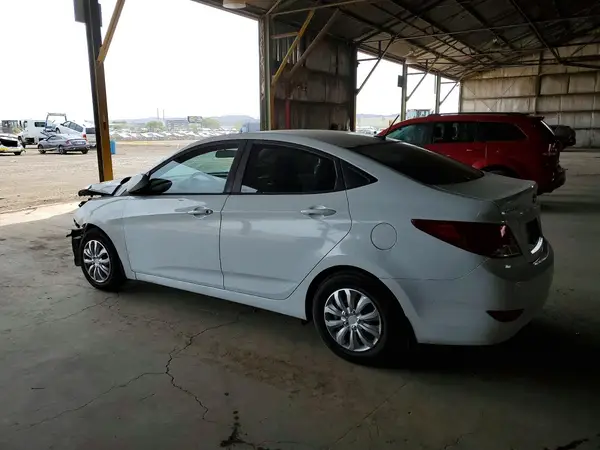 KMHCT4AE5GU112474 2016 HYUNDAI ACCENT - Image 2