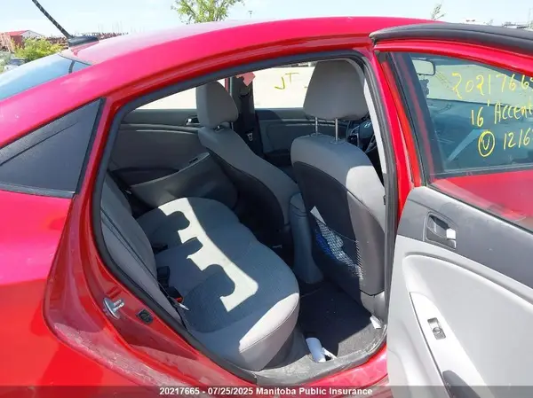 KMHCT4AE5GU121627 2016 HYUNDAI ACCENT - Image 8