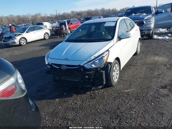 KMHCT4AE5GU136449 2016 HYUNDAI ACCENT - Image 2