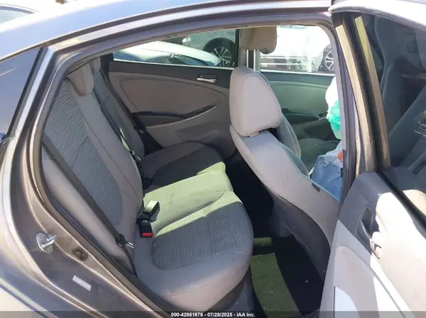 KMHCT4AE5GU945322 2016 HYUNDAI ACCENT - Image 8
