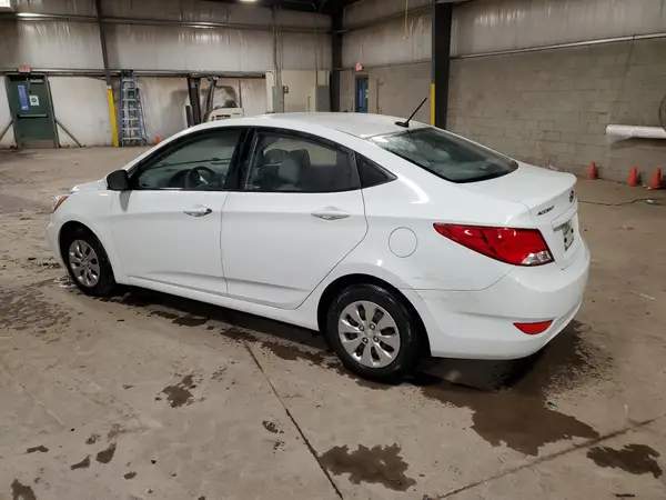 KMHCT4AE5GU954702 2016 HYUNDAI ACCENT - Image 2