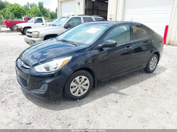 KMHCT4AE5GU972066 2016 HYUNDAI ACCENT - Image 2
