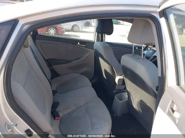 KMHCT4AE5GU982208 2016 HYUNDAI ACCENT - Image 8