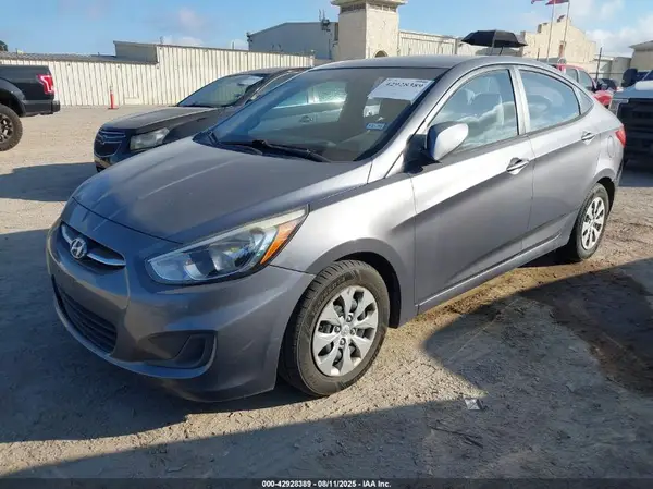 KMHCT4AE5GU983228 2016 HYUNDAI ACCENT - Image 2