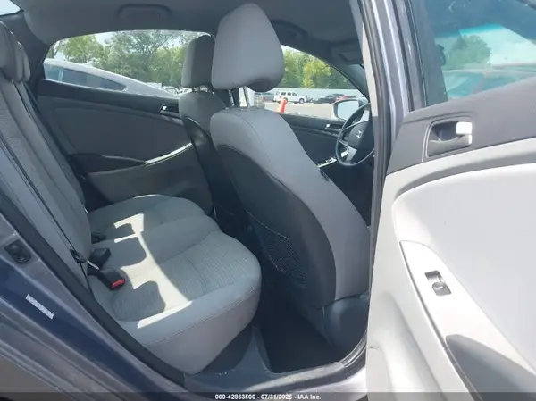 KMHCT4AE5HU167783 2017 HYUNDAI ACCENT - Image 8
