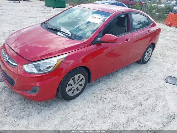 KMHCT4AE5HU171915 2017 HYUNDAI ACCENT - Image 2