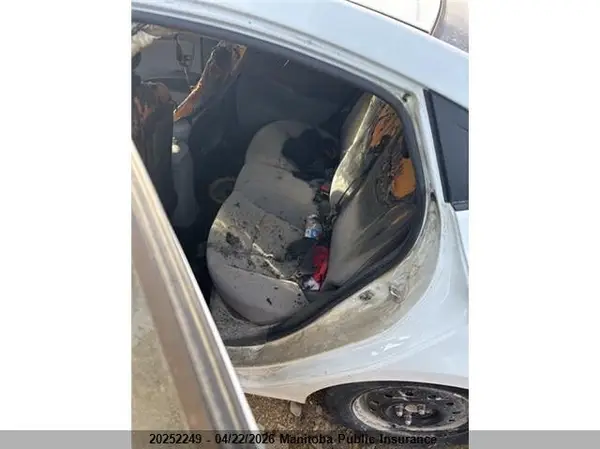 KMHCT4AE5HU183840 2017 HYUNDAI ACCENT - Image 8