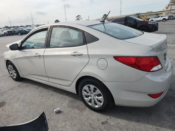 KMHCT4AE5HU189427 2017 HYUNDAI ACCENT - Image 2