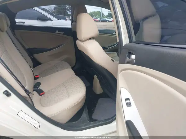 KMHCT4AE5HU191226 2017 HYUNDAI ACCENT - Image 8