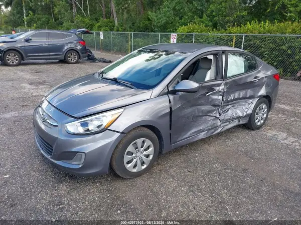 KMHCT4AE5HU193865 2017 HYUNDAI ACCENT - Image 2