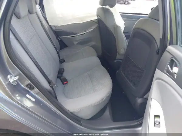 KMHCT4AE5HU193865 2017 HYUNDAI ACCENT - Image 8