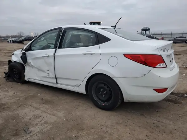 KMHCT4AE5HU216643 2017 HYUNDAI ACCENT - Image 2