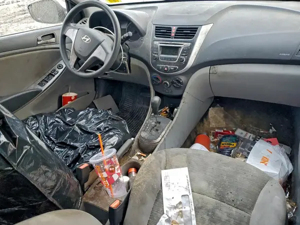 KMHCT4AE5HU219543 2017 HYUNDAI ACCENT - Image 8