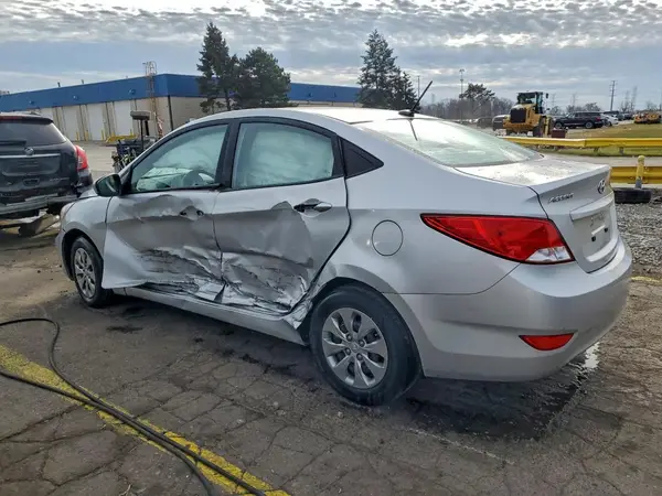 KMHCT4AE5HU219638 2017 HYUNDAI ACCENT - Image 2