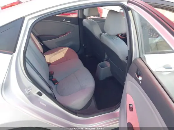 KMHCT4AE5HU236813 2017 HYUNDAI ACCENT - Image 8