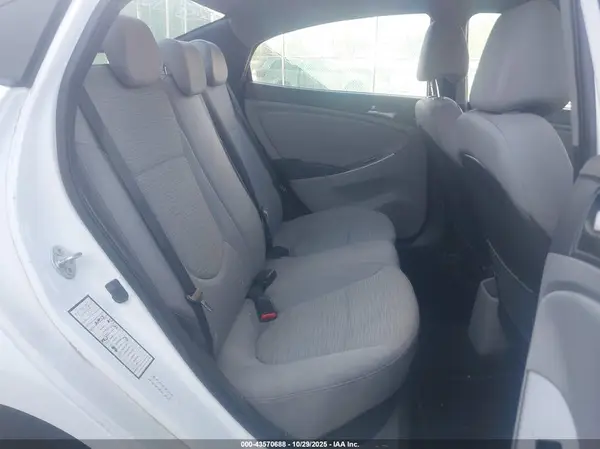KMHCT4AE5HU241686 2017 HYUNDAI ACCENT - Image 8