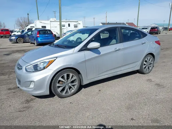KMHCT4AE5HU244720 2017 HYUNDAI ACCENT - Image 2