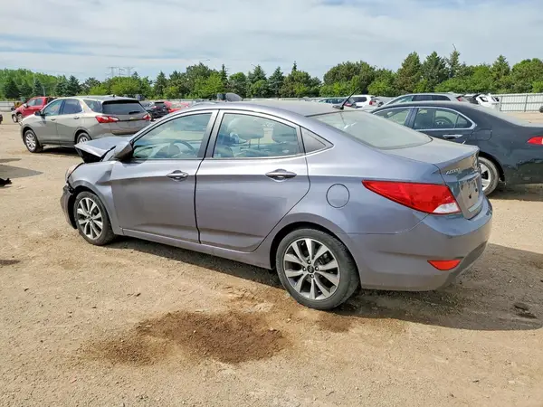 KMHCT4AE5HU250582 2017 HYUNDAI ACCENT - Image 2