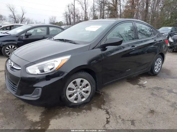 KMHCT4AE5HU262943 2017 HYUNDAI ACCENT - Image 2