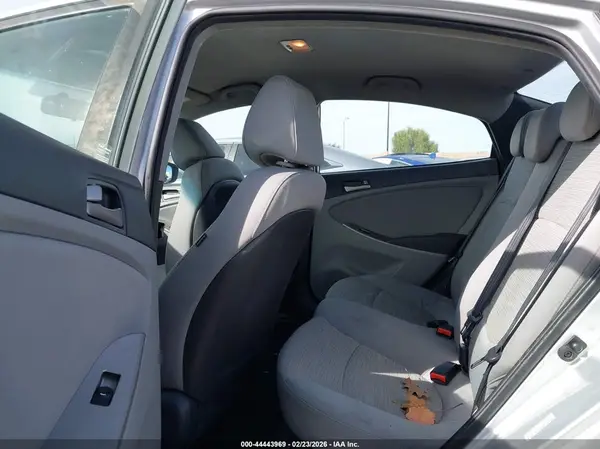 KMHCT4AE5HU272470 2017 HYUNDAI ACCENT - Image 8