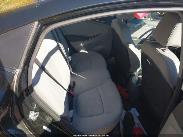 KMHCT4AE5HU278981 2017 HYUNDAI ACCENT - Image 8