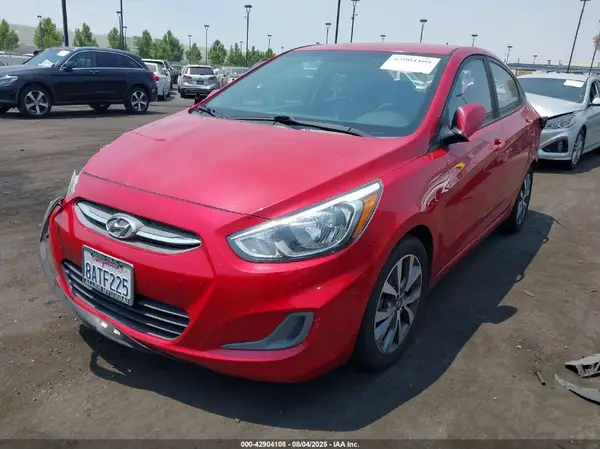 KMHCT4AE5HU284098 2017 HYUNDAI ACCENT - Image 2