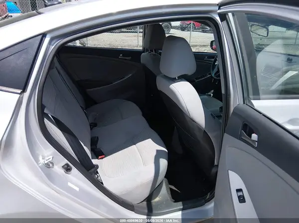KMHCT4AE5HU292122 2017 HYUNDAI ACCENT - Image 8