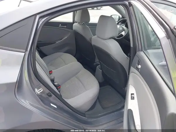 KMHCT4AE5HU317858 2017 HYUNDAI ACCENT - Image 8
