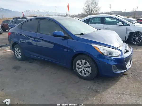 KMHCT4AE5HU318203 2017 HYUNDAI ACCENT - Image 1