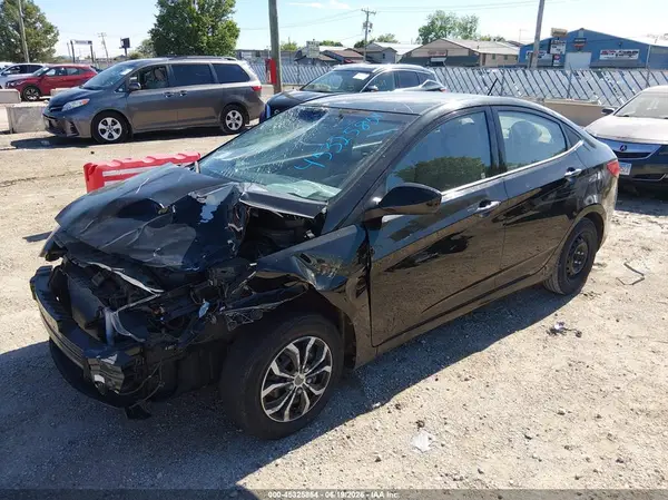 KMHCT4AE5HU320341 2017 HYUNDAI ACCENT - Image 2