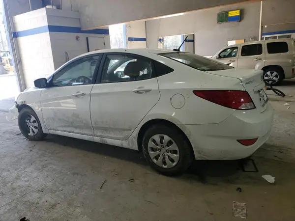 KMHCT4AE5HU326141 2017 HYUNDAI ACCENT - Image 2